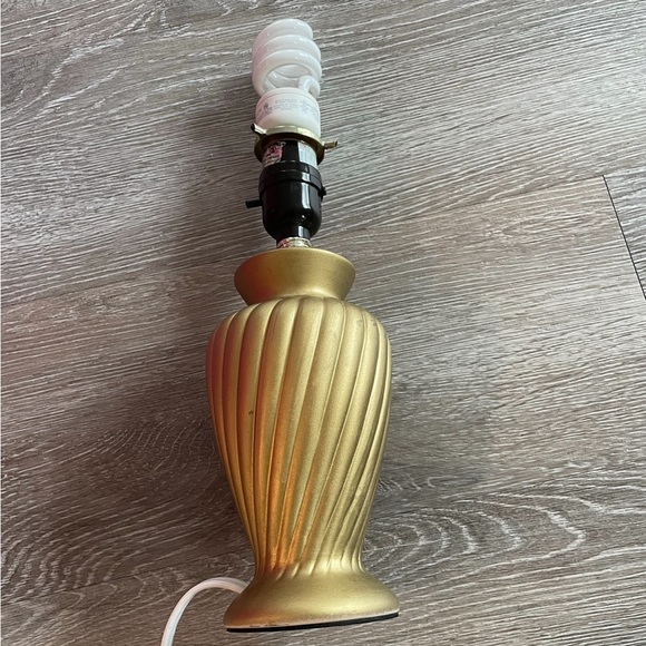 Miniature Lamp, minus the bulb and shade cover!! - Picture 8 of 9